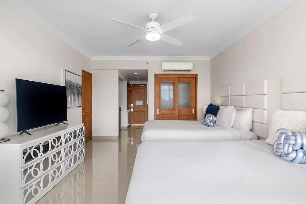 The Sunrise Studio With Ocean View L 2 Queen Beds サンジョアン 0*,