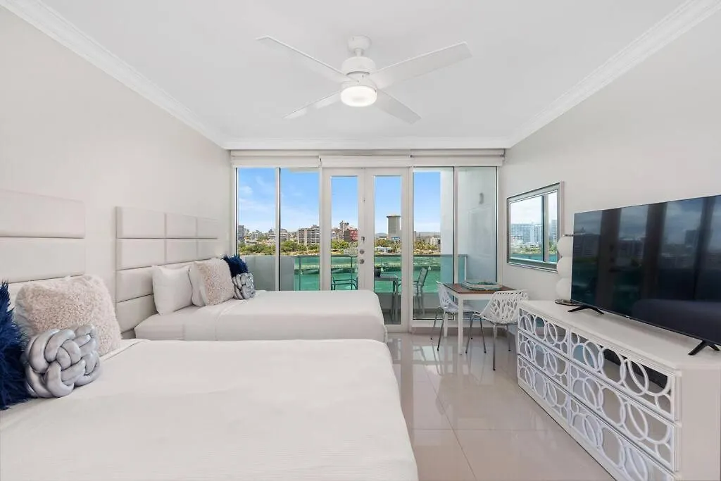 The Sunrise Studio With Ocean View L 2 Queen Beds 圣胡安 公寓