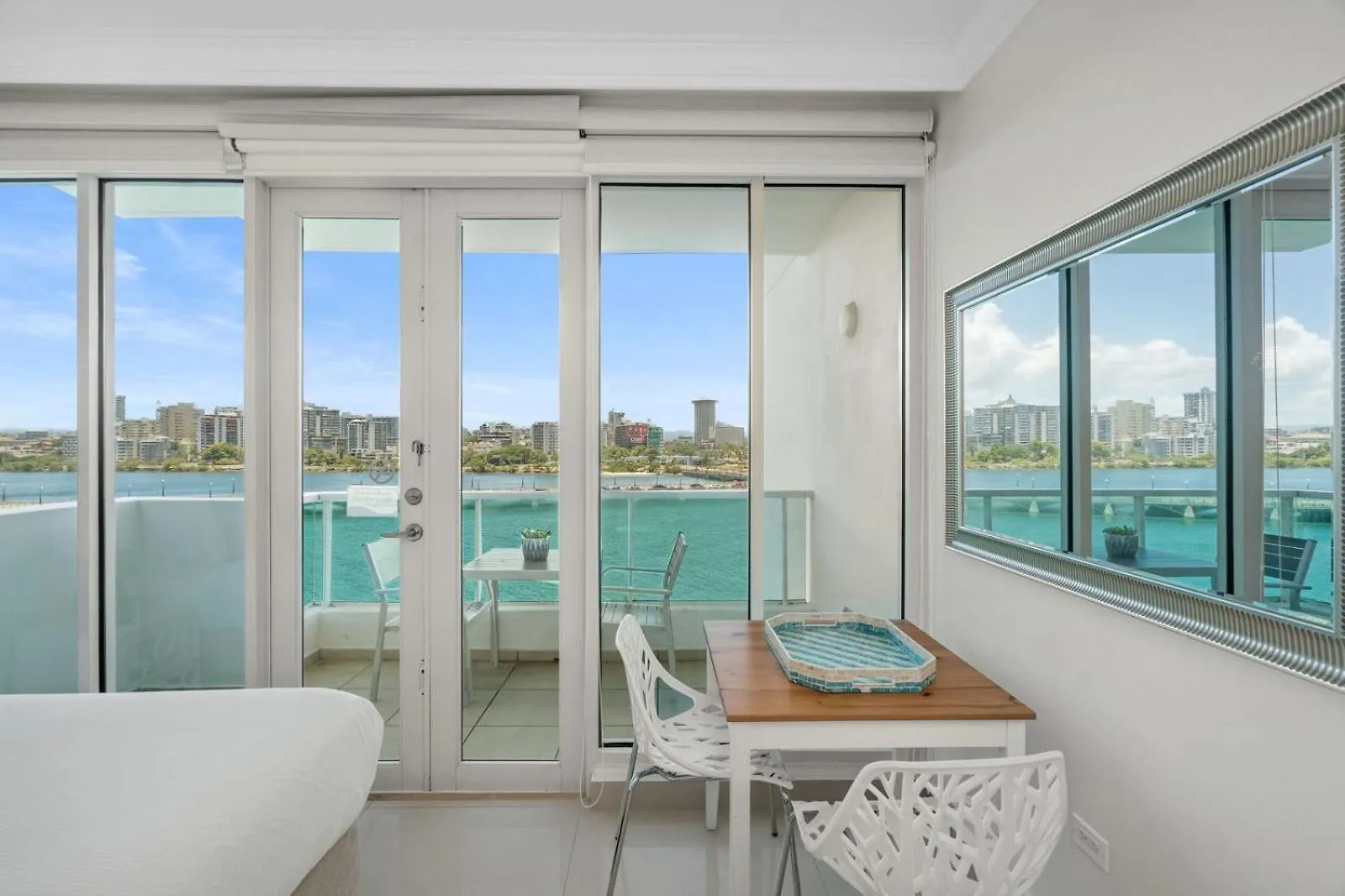The Sunrise Studio With Ocean View L 2 Queen Beds 圣胡安 0*,